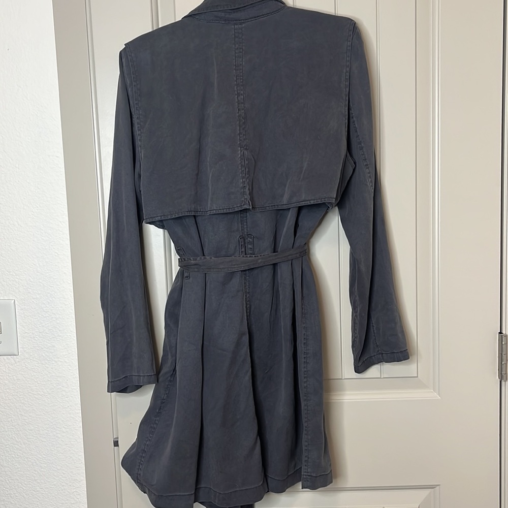 Spring coat - Picture 5 of 5